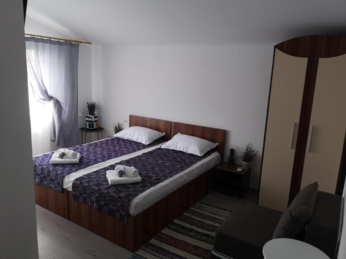 فندق Casa David Dunavăţu de Sus المظهر الخارجي الصورة